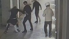 I genitori del ragazzo pestato dal "branco" che rimarrà paraplegico