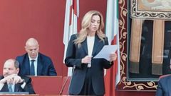 E a Genova non va meglio, la sindaca Salis apre la strada alle teorie gender