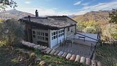 La famiglia del bosco, i nodi dell'alloggio e della socialità
