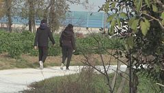 Cesena, aggredita e stuprata in pieno giorni mentre fa jogging nel parco