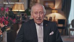 Inghilterra, Re Carlo parla in tv della sua malattia
