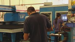 Manovra, la doppia stretta su pensioni e riscatto della laurea