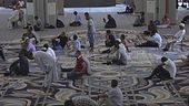 Non solo Shahin, riflettori accesi sugli imam che predicano in tutta Italia