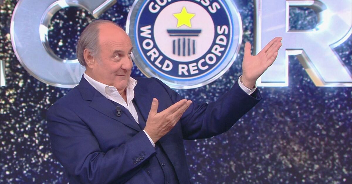 Lo show dei record: Terza puntata Video | Mediaset Infinity