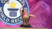 Krystal Kurio e le grucce da record