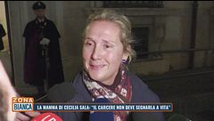 La madre di Cecilia Sala: "Il carcere non deve segnarla a vita"