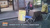 I cartomanti in città: chi controlla i banchetti abusivi