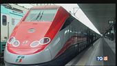 Caos treni, è scontro. Sospetti su sabotaggi