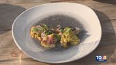 Involtino di sarde fritte accompagnate con radicchio di Castelfranco