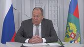 Lavrov apre al dialogo 100mila ucraini al buio