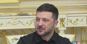 Zelensky dagli alleati Maduro contro Trump
