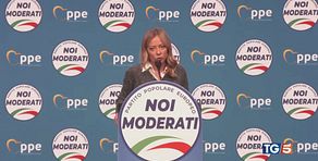 "Votate la riforma Il governo resterà"