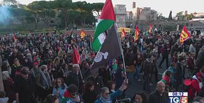 20mila in piazza a Roma Albanese fa discutere