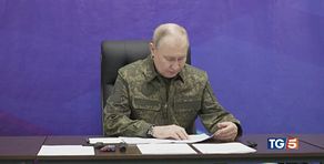 Ucraina, Witkoff a Mosca da Putin