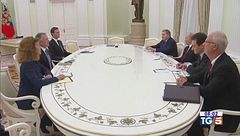 Summit di Mosca: nessun accordo sui territori