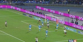 Inter frena, super Dea Oggi Napoli e Juventus