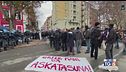 Scontri a Torino, dieci agenti feriti