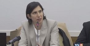 Duro scontro sulla manovra