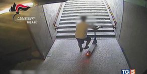 Pedinava e violentava