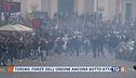 Ultrà e manifestazioni, agenti sotto attacco