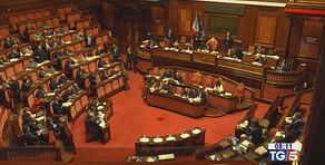 Manovra verso il sì con ritocchi sui salari