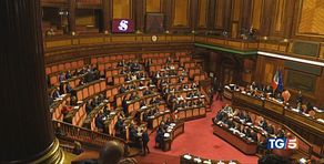 Senato, fiducia alla manovra