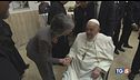 Papa a Regina Coeli: "Sono vicino a voi"