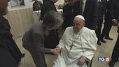 Papa a Regina Coeli: "Sono vicino a voi"