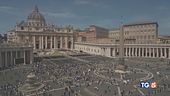 Piazza San Pietro, tutti a rendere omaggio a Papa Francesco
