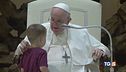 Papa Francesco, la tenerezza verso i bambini