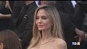 Angelina Jolie ne fa 50: cinema, amore, impegno