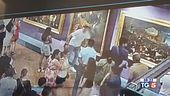 Firenze, per un selfie danneggia un dipinto