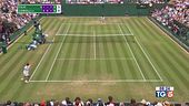Sinner e Cobolli avanti a Wimbledon