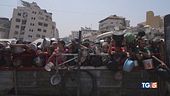 Pausa tattica, a Gaza primi camion di aiuti