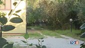 Trovato morto in garage accanto a una motosega