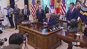 Affondo di Trump su dazi e big tech
