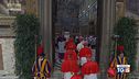 Conclave: l'ingresso dei Cardinali nella Cappella Sistina