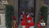 Conclave: l'ingresso dei Cardinali nella Cappella Sistina