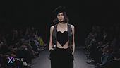 Il Backstage della sfilata di "Emporio Armani"