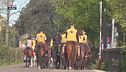 Pellegrini a cavallo