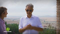 Andrea Bocelli e la passione per le api