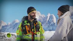 L'addestramento del soccorso alpino della Guardia di Finanza