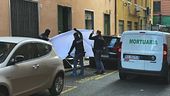 Due sorelle giù dalla finestra