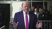 Trump condannato va all'attacco