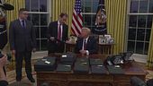 Trump, primo giorno da presidente
