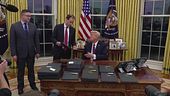 Trump contro migranti e ambiente