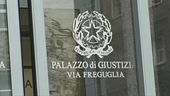 La Ferragni a processo per truffa
