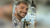 Si sveglia dal coma, "Cosa fai qui?"