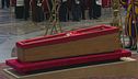 L'ultimo abbraccio a Francesco