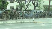 Immigrati, guerriglia a Los Angeles